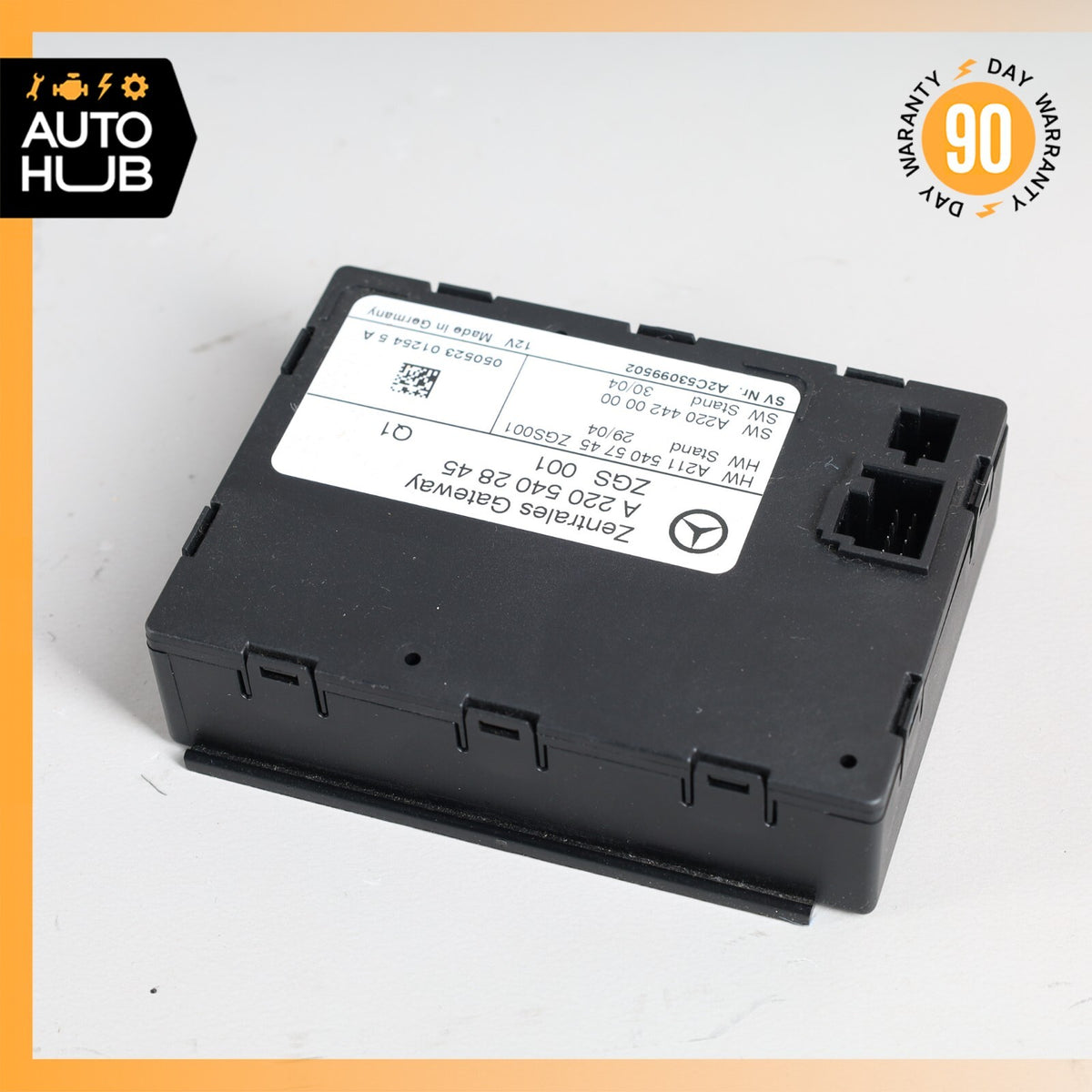03-11 Mercedes W215 CL500 E320 Central Gateway Control Module 2205402845 OEM - photo 2