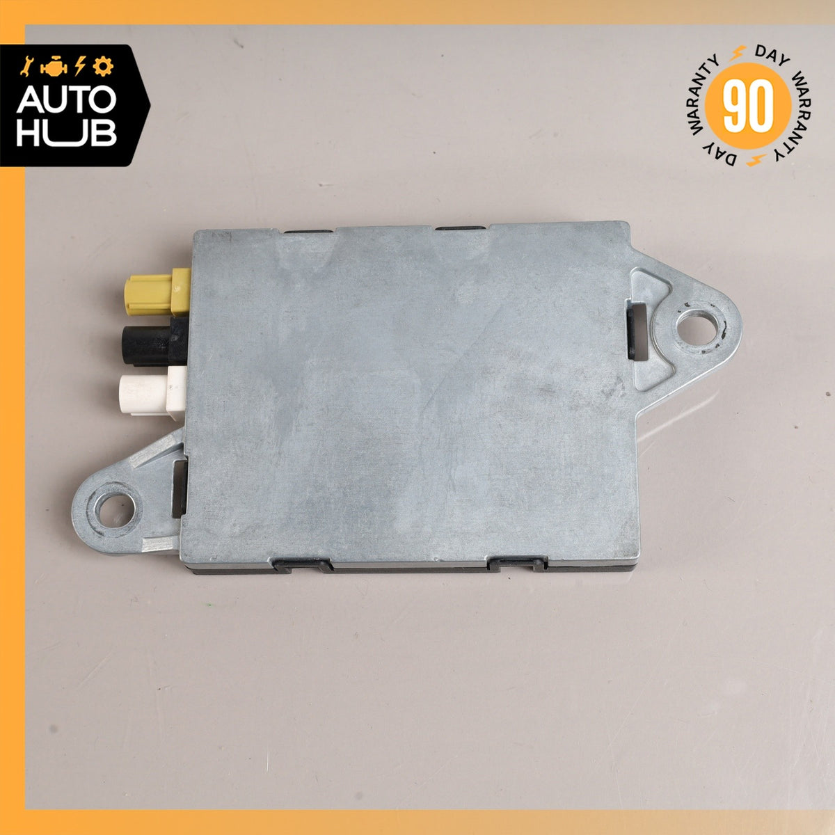 Audi 8J TT Antenna Amplifier Booster Control Module 8J8035225A OEM - photo 3