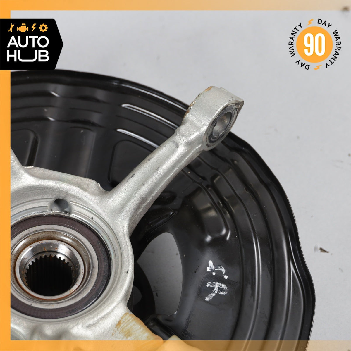 Mercedes W242 B250e Front Right Side Spindle Knuckle Hub OEM 62k - photo 13