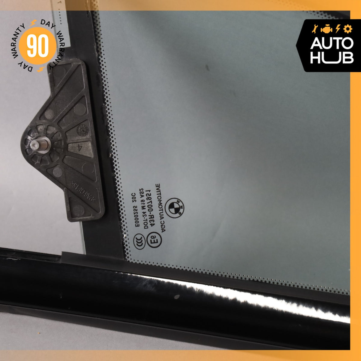 BMW i3 I01 Front Right Passenger Side Door Corner Window Glass OEM - photo 16