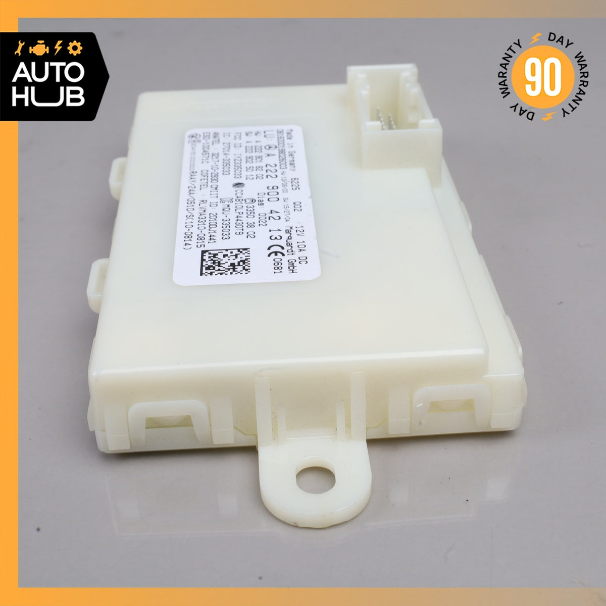 Mercedes W205 C300 Keyless Go Entry Control Module 2229003308 OEM - photo 5