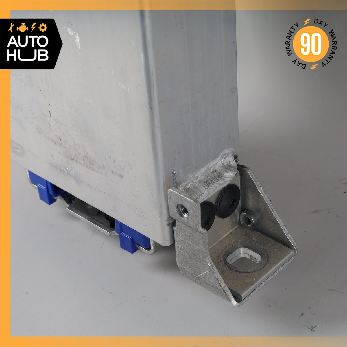 Mercedes R231 SL550 SL400 Convertible Top Right Roll Bar Support Pop Up OEM - photo 7