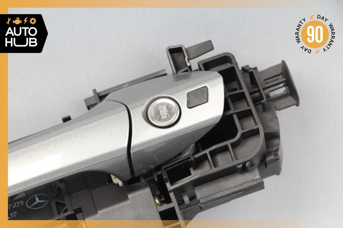 10-13 Mercedes W212 E350 E550 E63 AMG Front Left Driver Exterior Door Handle OEM - photo 2