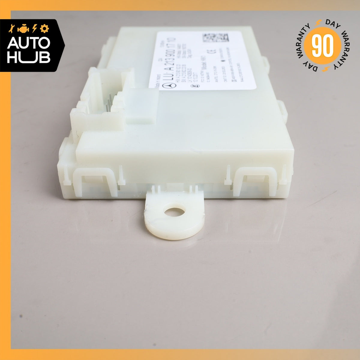 Mercedes W213 E300 Keyless Go Entry Control Module 2139001710 OEM 89k - photo 9