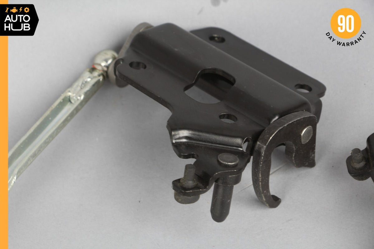 Mercedes W209 CLK350 E550 Convertible Front Top Roof Lock Latch Actuator OEM - photo 9