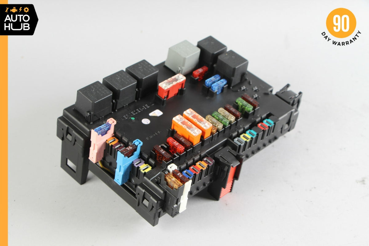 10-14 Mercedes W216 CL550 Rear Trunk Fuse Box Relay Control 2219067100 OEM 59k - photo 7