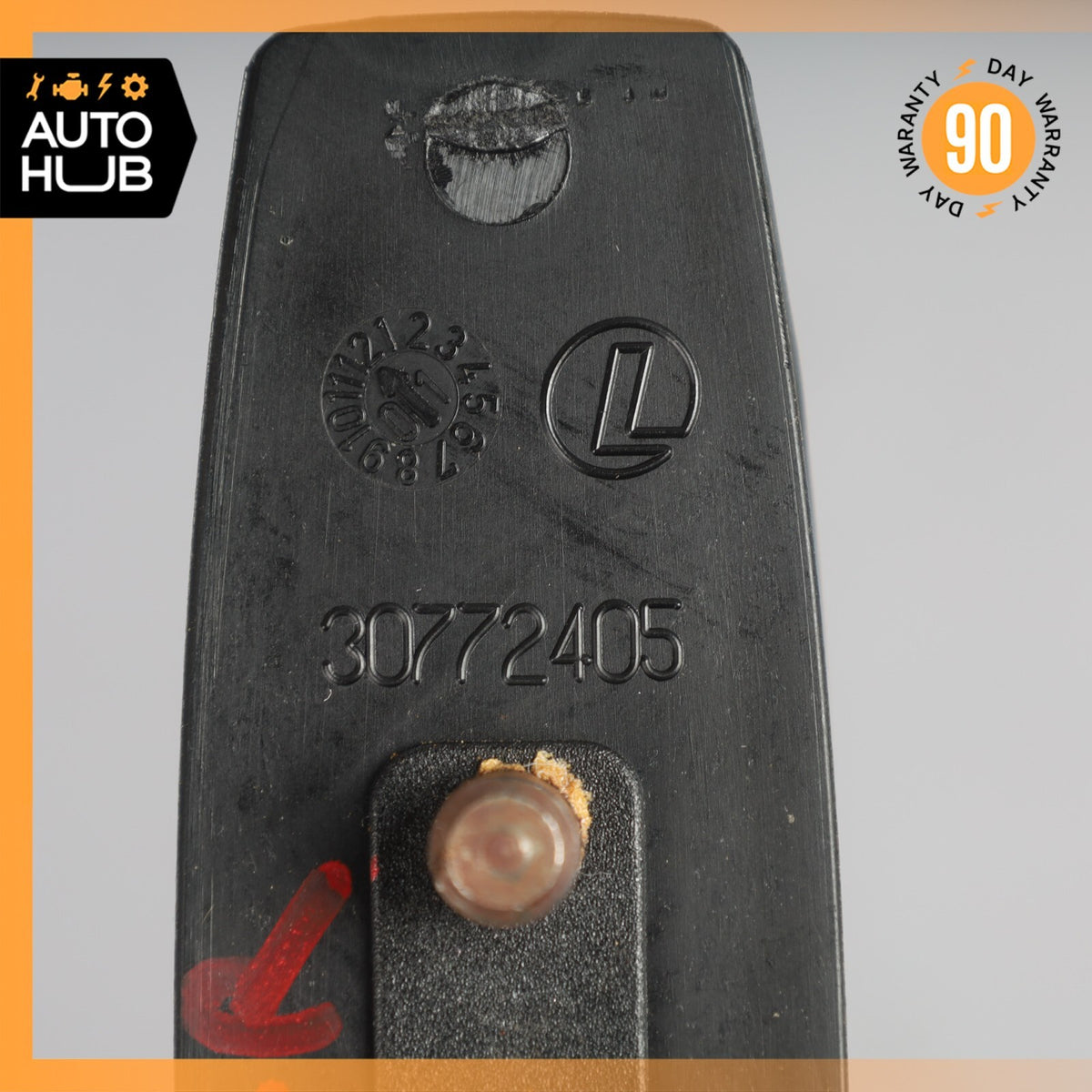 02-07 Maserati Spyder 4200 M138 GT Right or Left Side Seat Belt Holder Guide OEM - photo 10