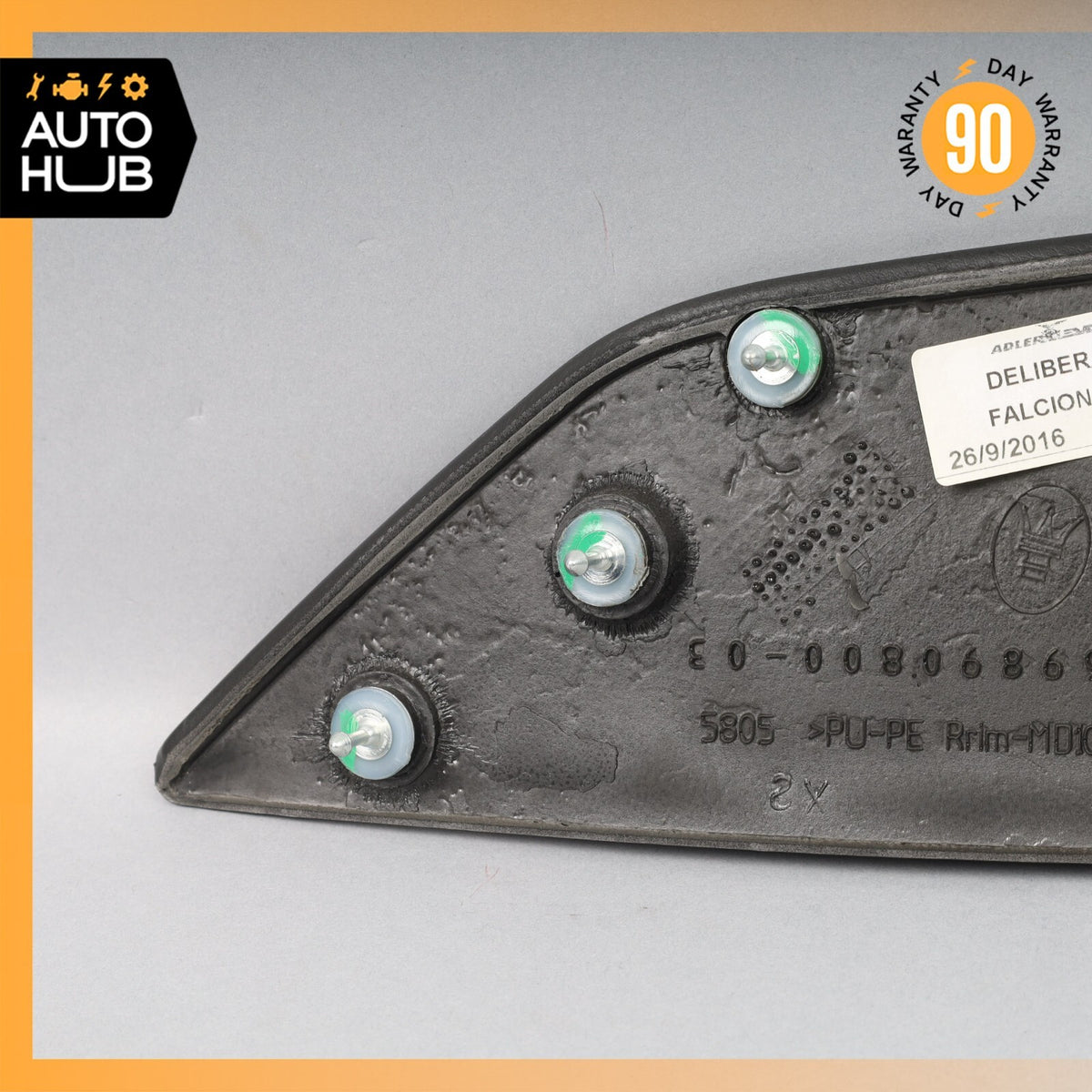 Maserati GranTurismo S M145 Center Console Armrest Storage Panel Trim Left OEM - photo 10