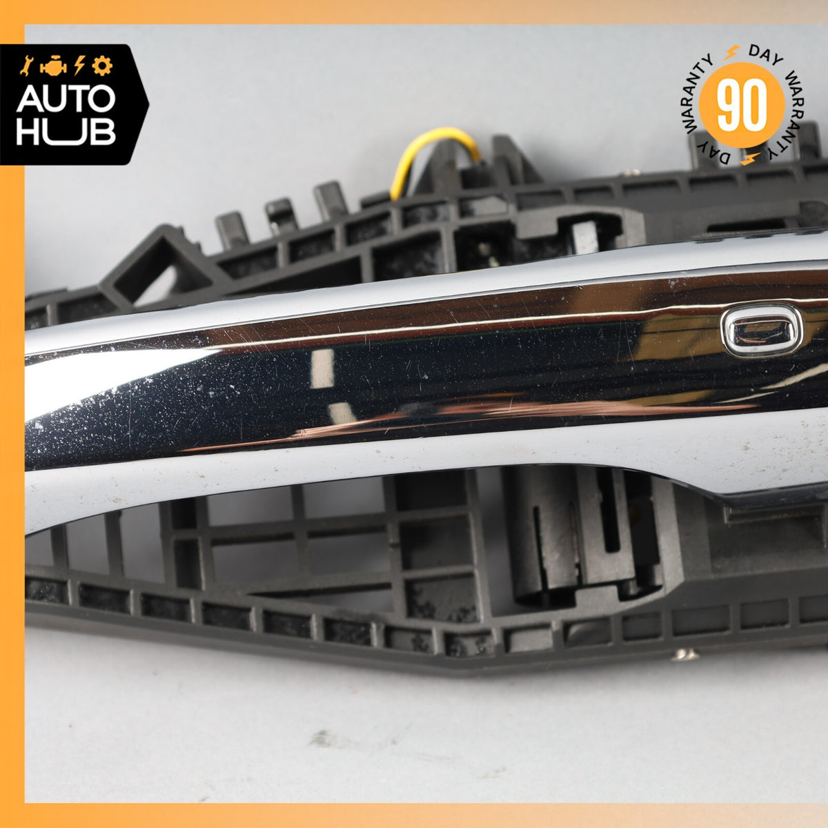 2014 Maserati Quattroporte M156 Right Side Exterior Door Handle OEM 69k - photo 4