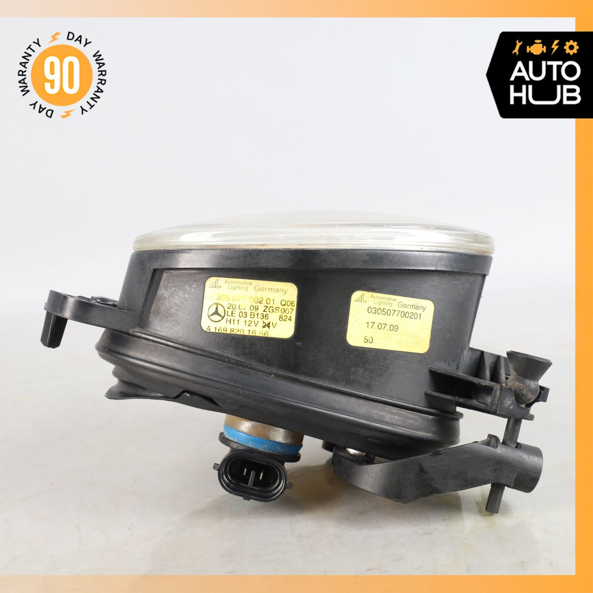 Mercedes W211 E350 SL550 CLK350 GL550 Fog Light Lamp Right Side 1698201656 OEM - photo 7