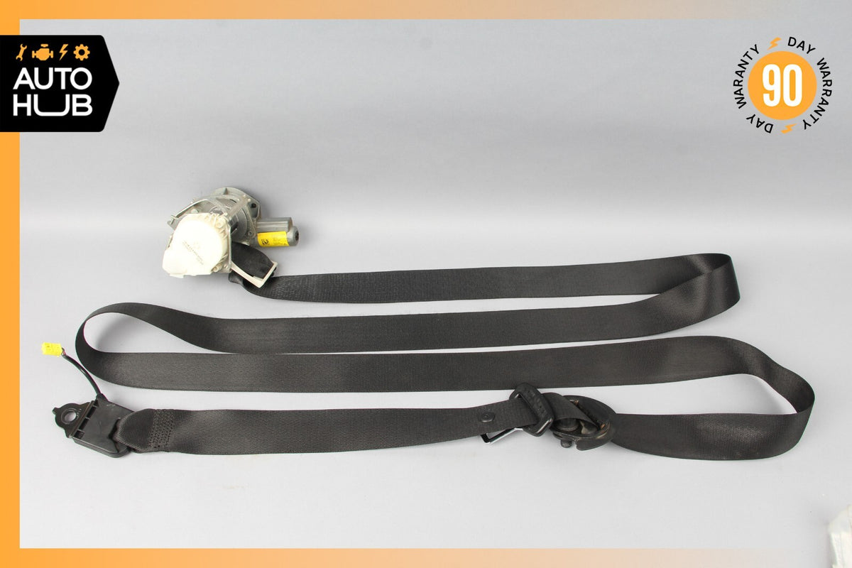 08-14 Mercedes W204 C300 C350 C63 AMG Front Right Passenger Seat Belt Black OEM - photo 1
