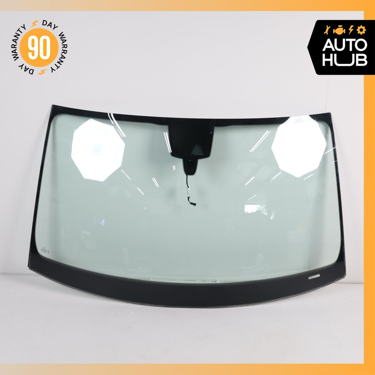 15-18 Porsche Macan 95B Front Window Windshield Glass 95B845099MY OEM 74k - photo 2
