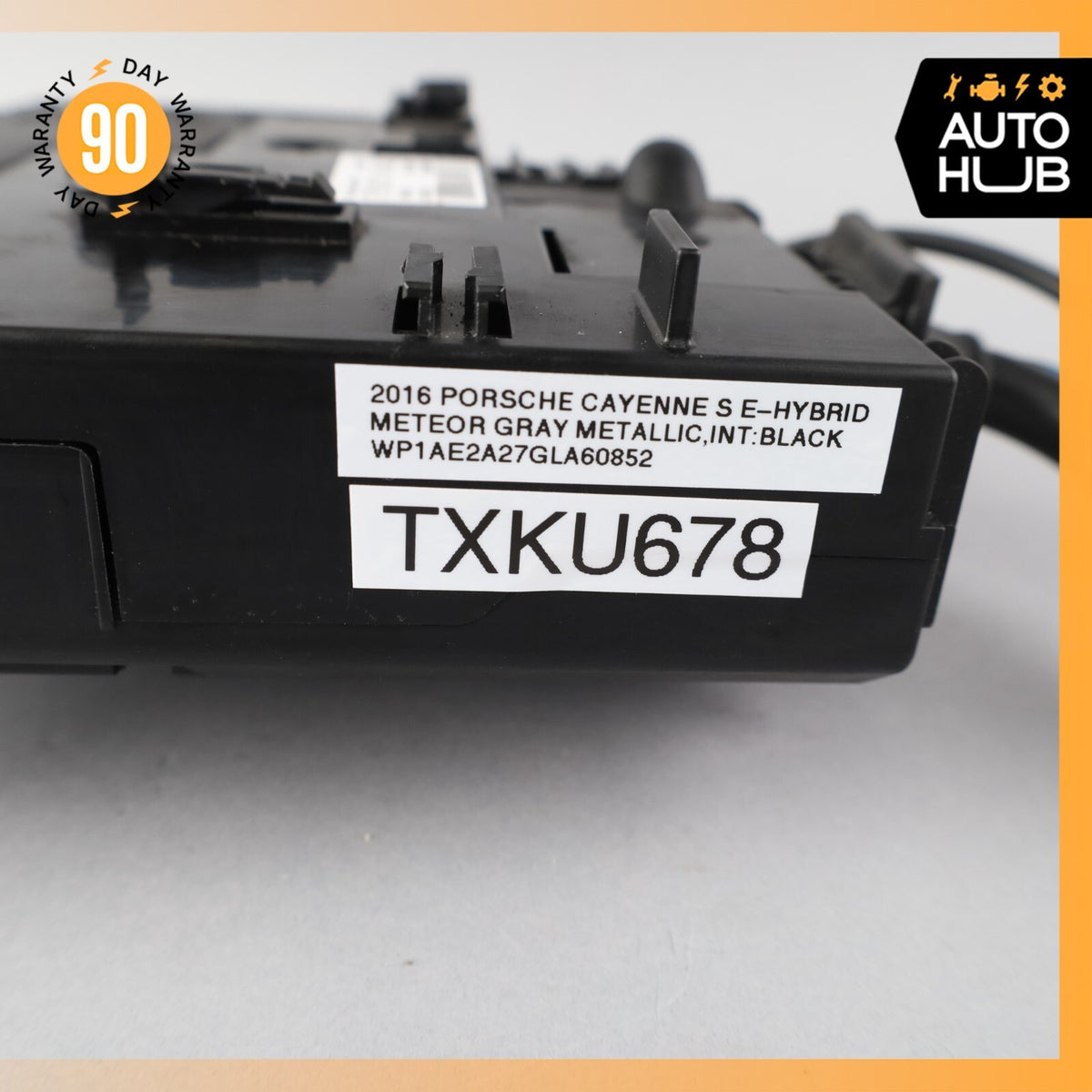 11-18 Porsche Cayenne 958 E-Hybrid Rear Trunk Fuse Relay Junction Box OEM - photo 12