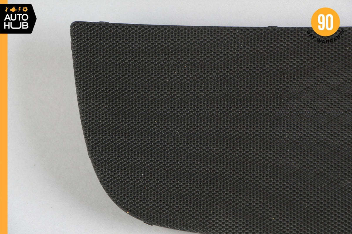 06-13 Mercedes W251 R350 GL450 Dashboard Dash Center Grille Speaker Cover OEM - photo 2