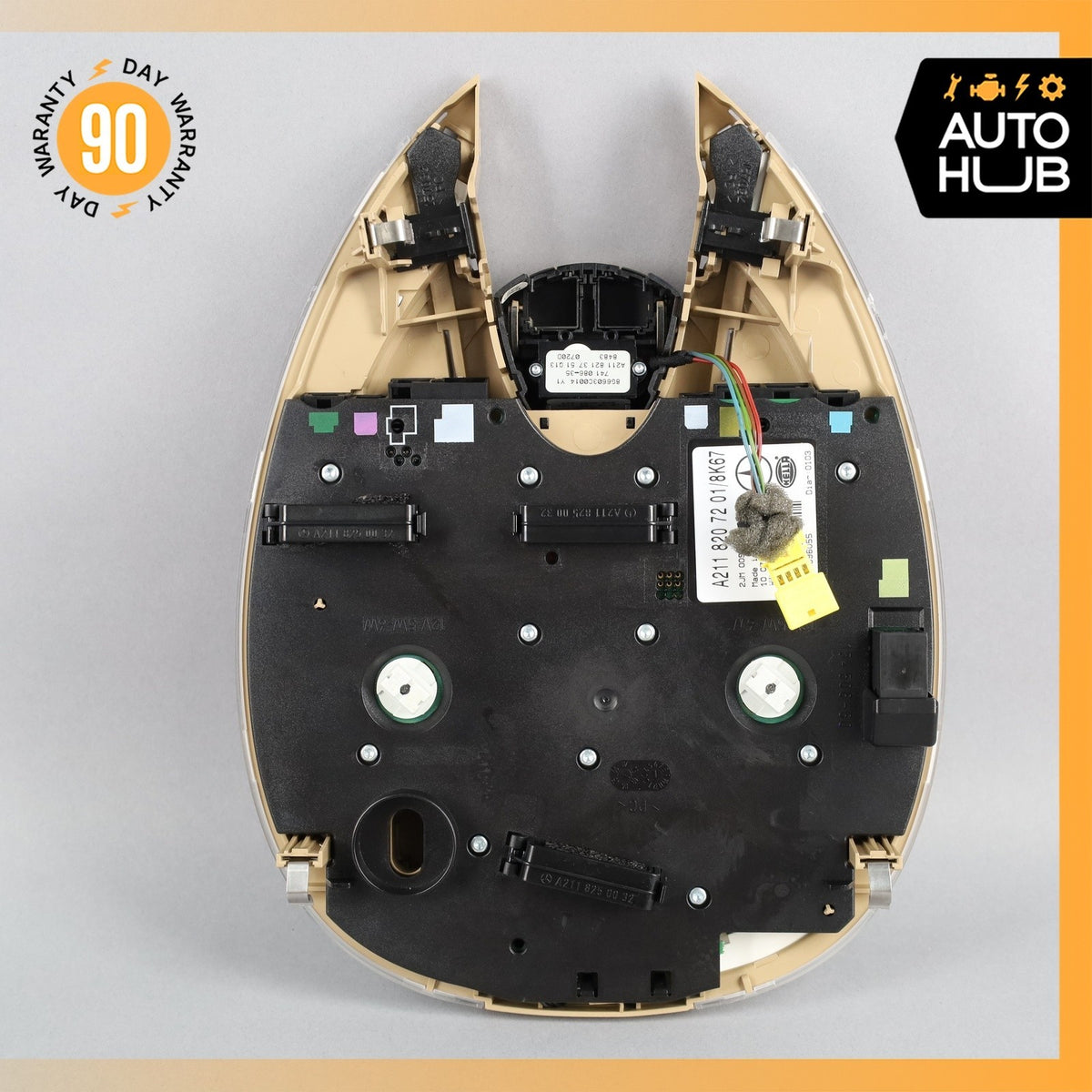 07-09 Mercedes W211 E350 E550 E63 Front Overhead Dome Light Beige 2118207201 OEM - photo 18