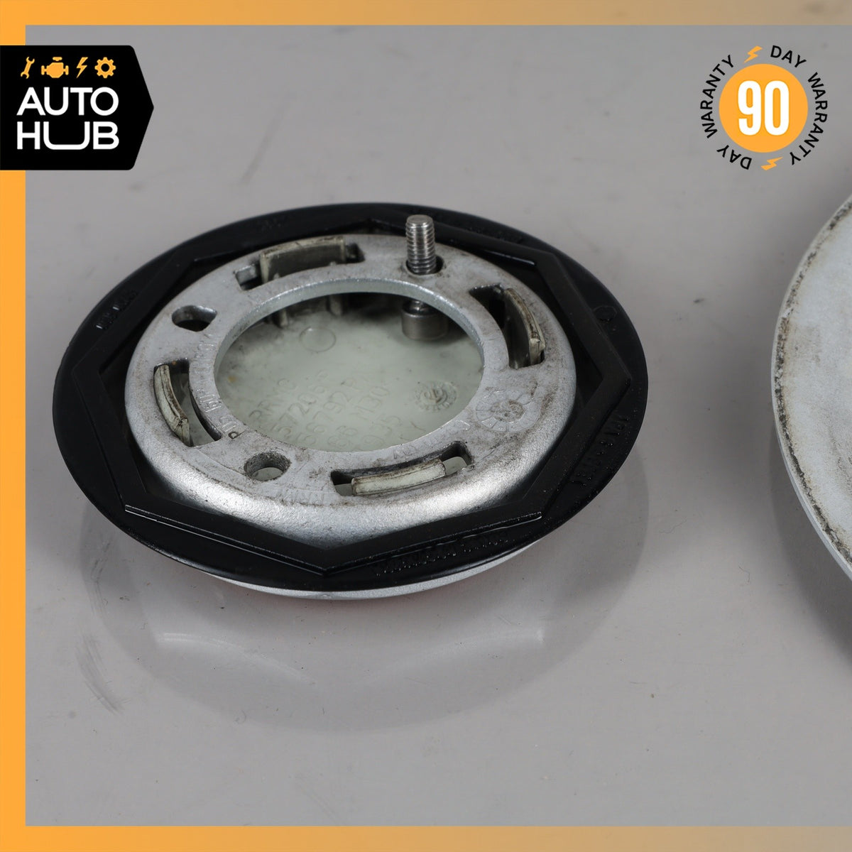 00-02 Bentley Arnage Wheel Center Hub Cap Cover OEM 50k - photo 6