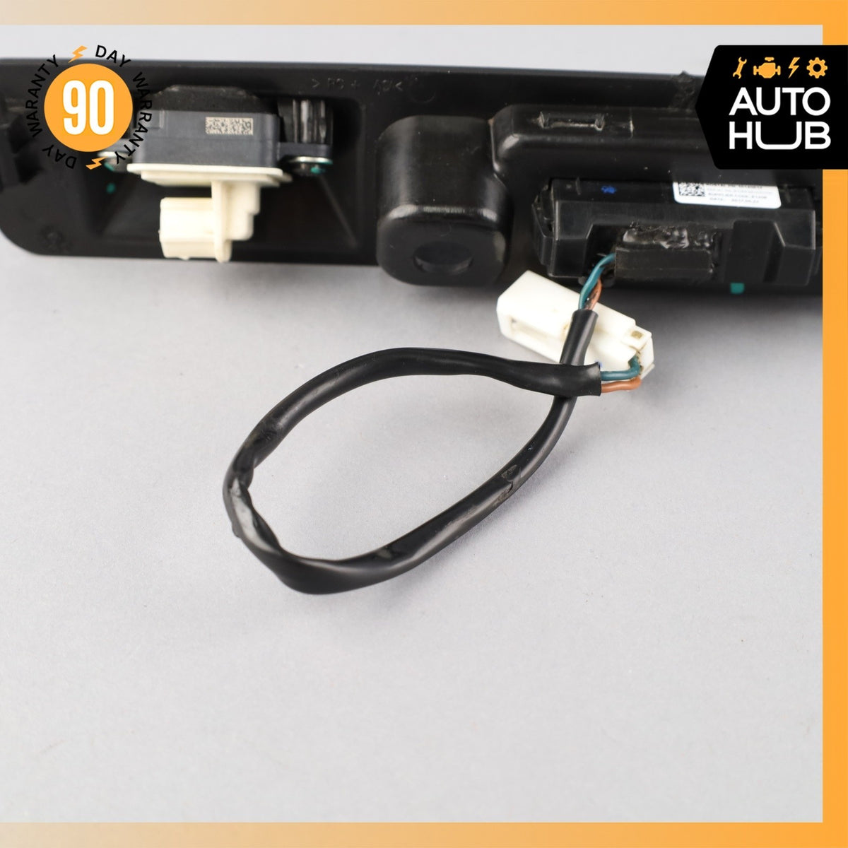 Alfa Romeo 949 Stelvio Rear Trunk Tailgate Release Open Handle w/Camera OEM 72k - photo 9