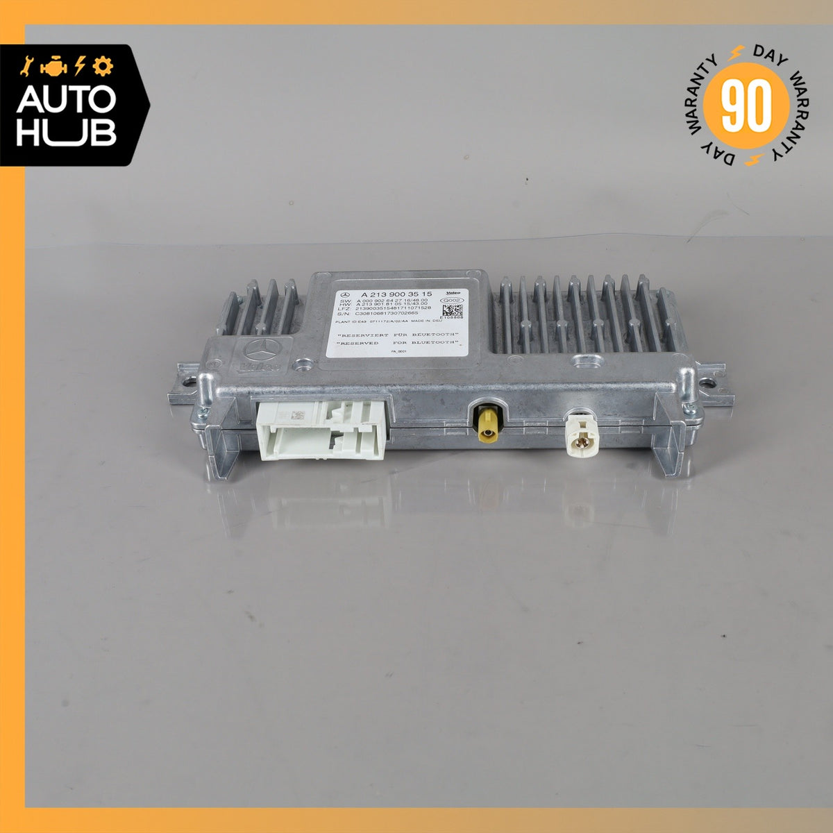 2018 Mercedes W213 E300 Park Assist / Rear Camera Control Module 2139003515 OEM - photo 3