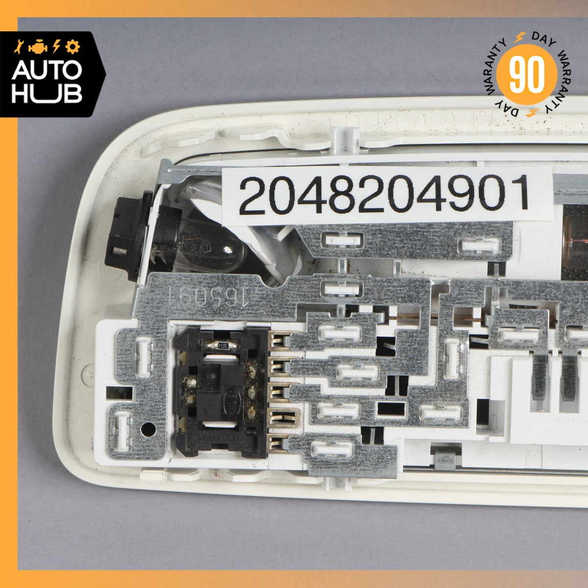 08-21 Mercedes W204 C250 C300 GLK350 Rear Overhead Dome Light 2048204901 OEM - photo 6
