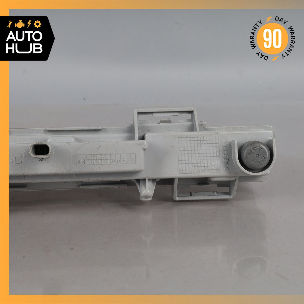 Mercedes W207 E350 Front Right Side LED Daytime Running Fog Light 2049069000 OEM - photo 12