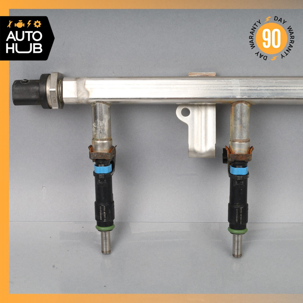 Aston Martin DBS DB11 5.2L V12 Right Fuel Injection Rail Line w/ Injectors OEM - photo 9