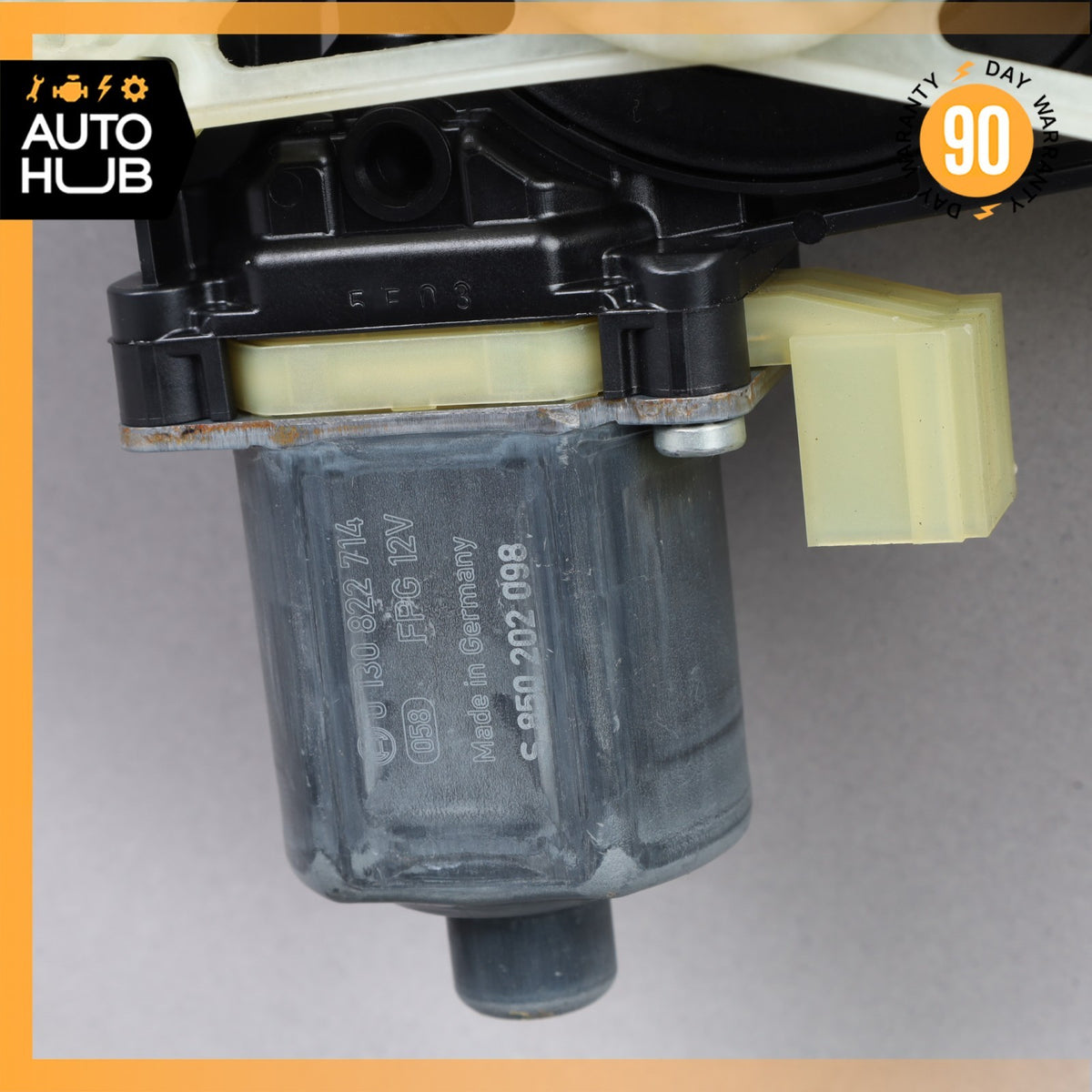 Porsche Macan 95B Rear Right Side Window Regulator Motor 95B839462 OEM 70k - photo 20