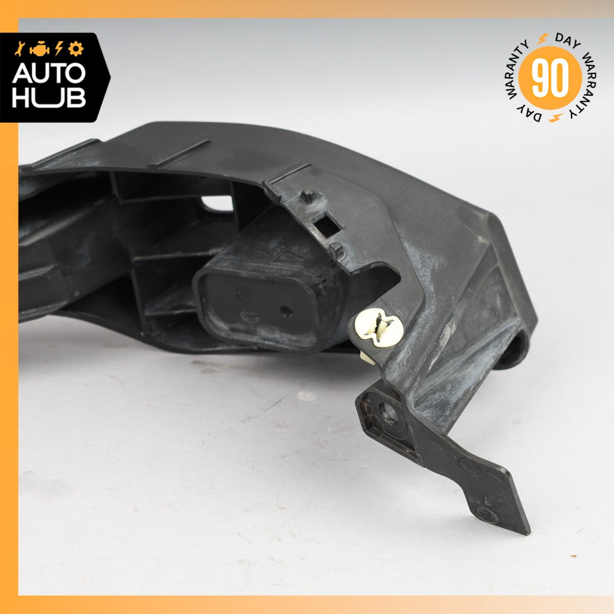 11-14 Porsche Cayenne 958 Hybrid Rear Right Side Bumper Mount Bracket OEM - photo 6