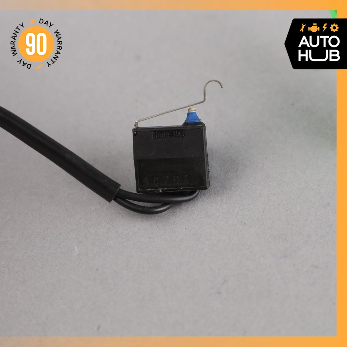 04-09 Cadillac XLR Convertible Top Roof Center Lock Micro Switch OEM - photo 12