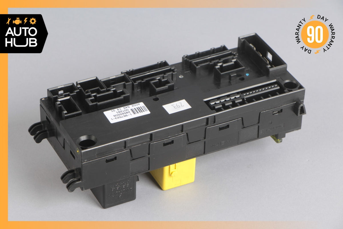 98-03 Mercedes W208 CLK430 E320 CLK320 Front Fuse Box Control 0025451901 OEM - photo 7