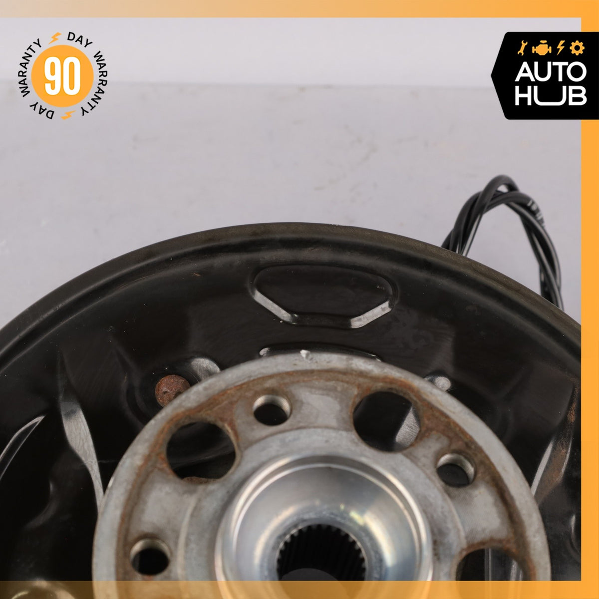 15-20 Mercedes W205 C300 C350e Rear Left Side Spindle Knuckle Hub OEM - photo 4