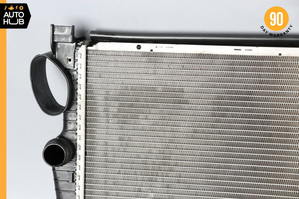 03-12 Mercedes R230 SL500 SL550 SL600 Engine Water Cooling Radiator OEM 68k - photo 7