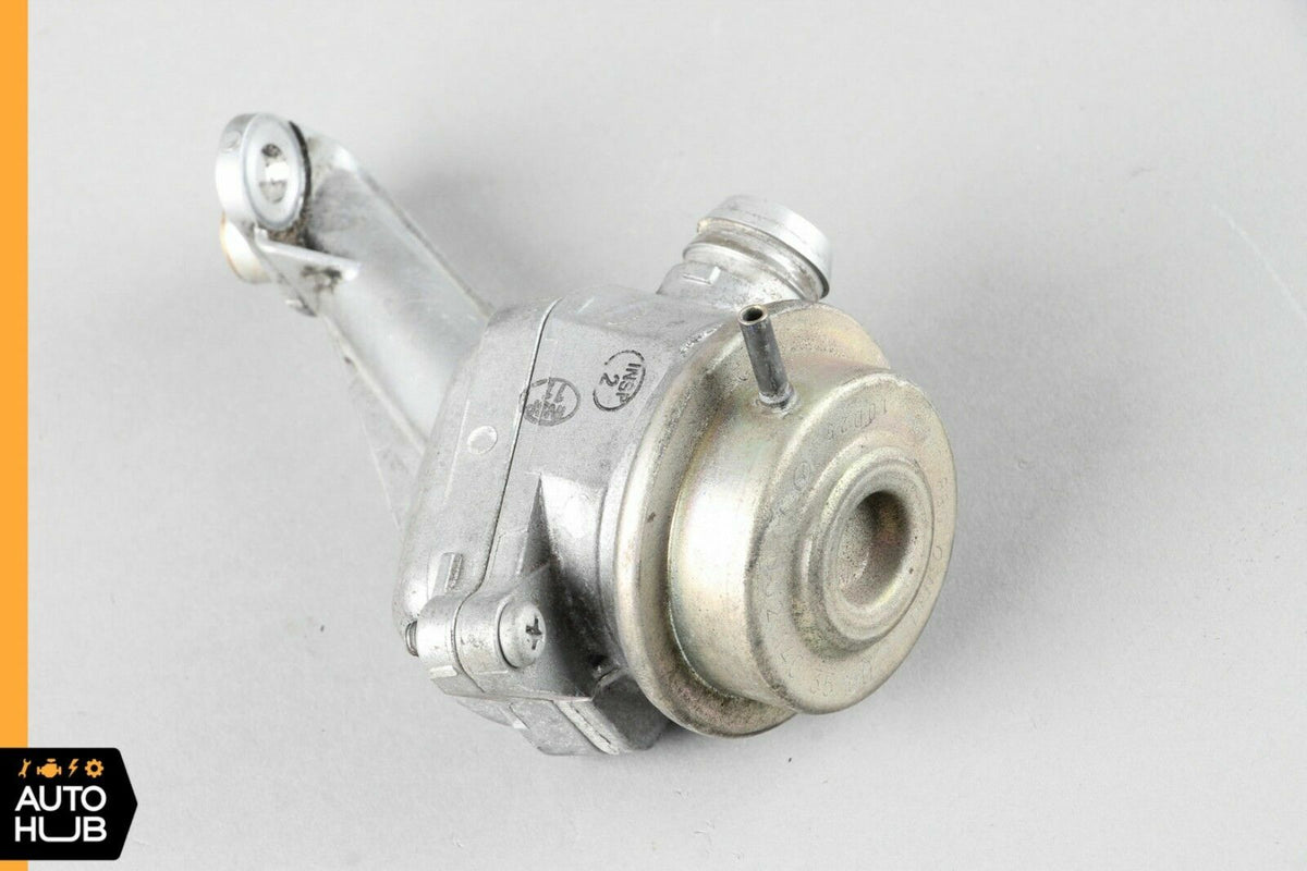 Mercedes W219 CLS500 S500 Engine Motor Smog Air Pump Check Valve Left Driver OEM - photo 2