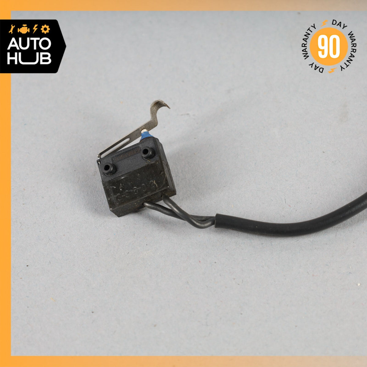 04-09 Cadillac XLR Convertible Roof Top Header Latch Micro Switch OEM - photo 3