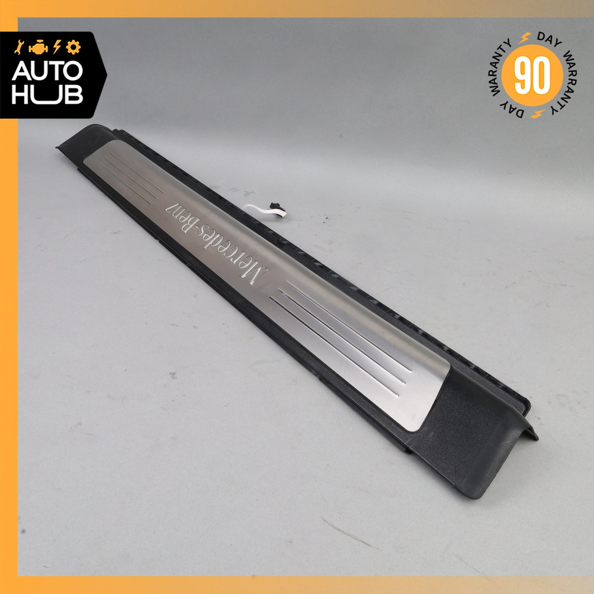 13-20 Mercedes R231 SL550 SL450 Left Side Door Step Sill Illuminated OEM - photo 12