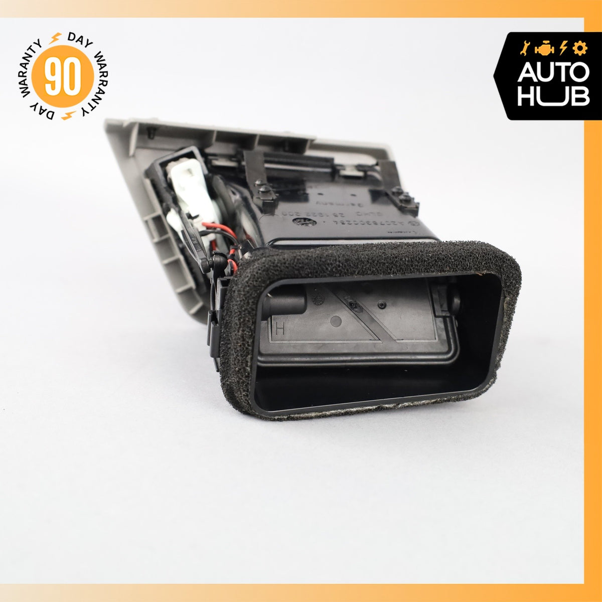10-13 Mercedes W207 E350 E550 Front Right Side Dashboard AC A/C Air Vent OEM - photo 7