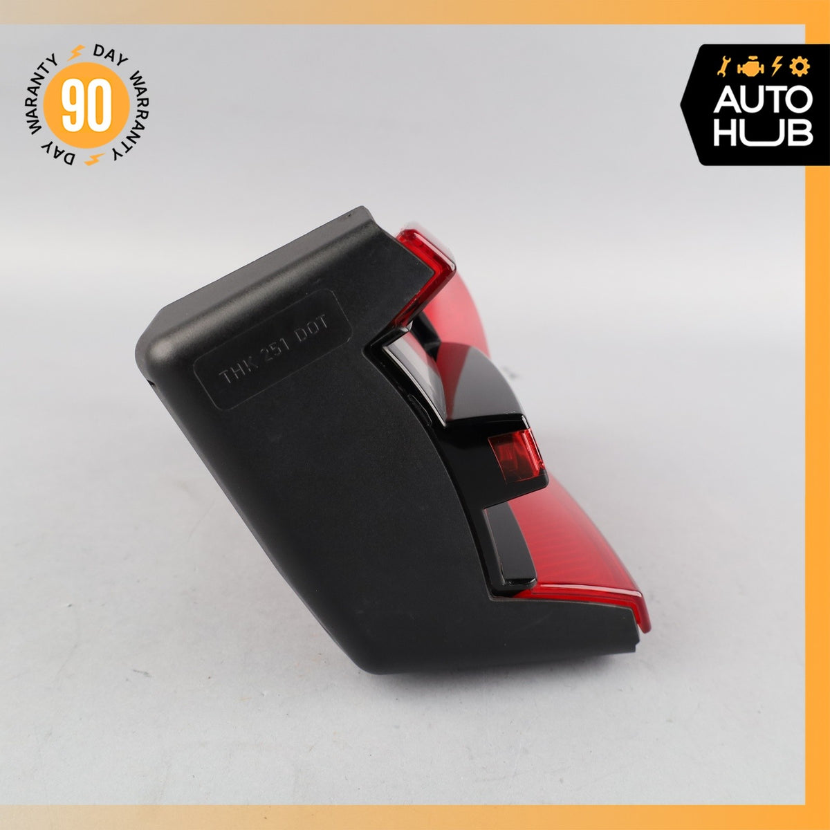 15-18 Porsche Macan S 95B Rear Left Driver Side Inner Tail Light Lamp OEM - photo 15