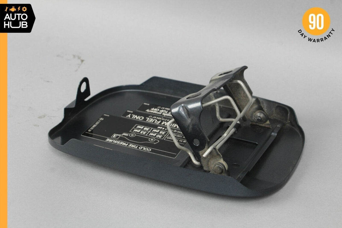 03-09 Mercedes W209 CLK500 CLK320 Convertible Fuel Gas Tank Filler Door Lid OEM - photo 4