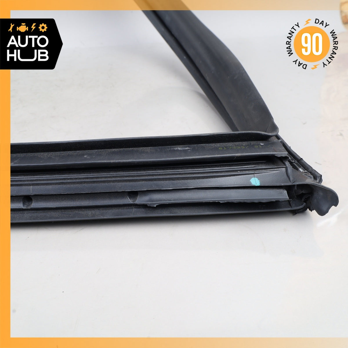 17-19 Porsche 991 911 Carrera 4S Coupe Right Side Door Weatherstrip Seal OEM - photo 4