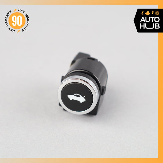 Maserati Quattroporte M156 Trunk Lid Release Boot Button 675000027 OEM - photo 1