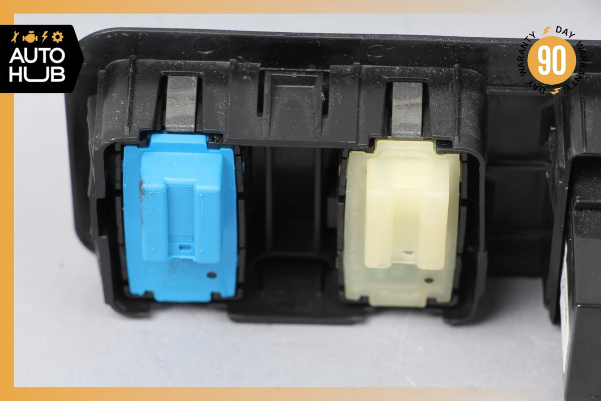 06-12 Mercedes X164 GL550 GL550 3rd Row Seat Folding Power Switch Button OEM - photo 6