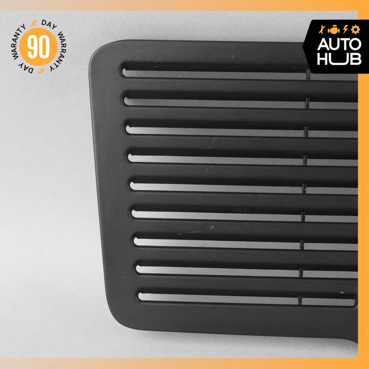 03-19 Maserati Quattroporte M139 Dash Dashboard Vent Grille Cover w/ Sensor OEM - photo 3