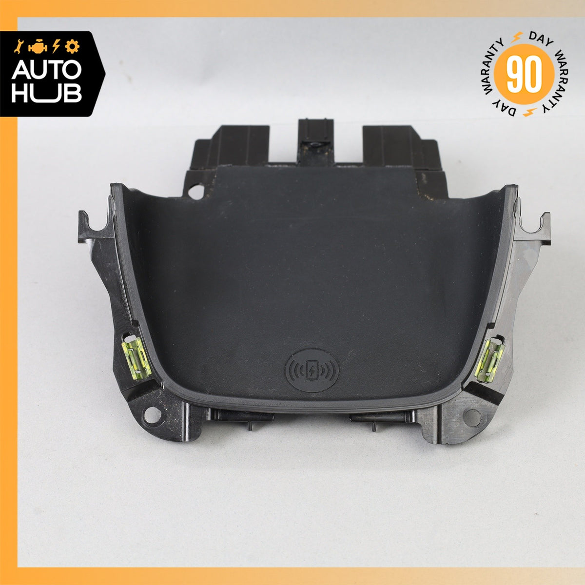17-23 Alfa Romeo 949 Stelvio Center Console Wireless Charging Pad OEM 71k - photo 3