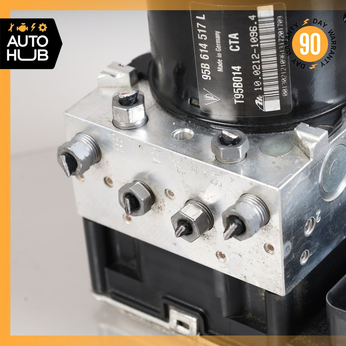 17-18 Porsche Macan 95B ABS Hydraulic Pump Control Module 95B907379L OEM - photo 3