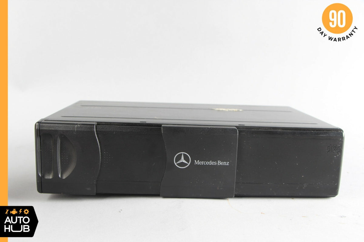 05-09 Mercedes R230 SL500 C230 CLK350 CD Changer 6 Disk Player 2038703389 OEM - photo 5