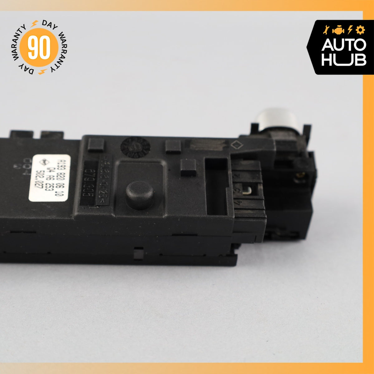 04-08 Chrysler Crossfire Center Console Heating Seat Switch OEM - photo 8