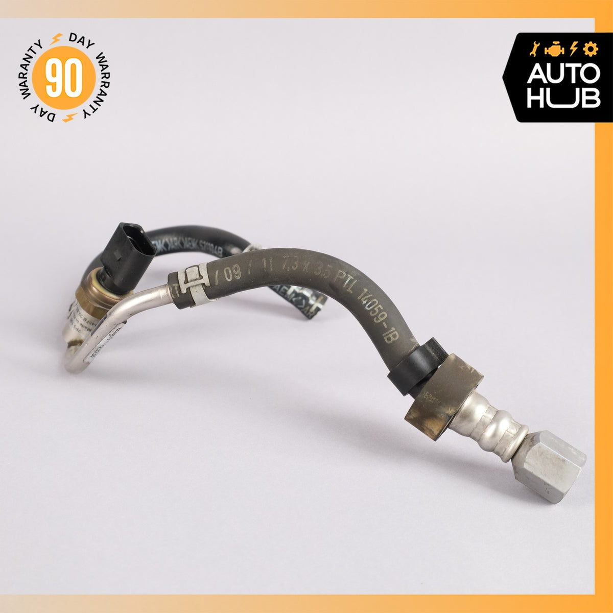 Porsche Cayenne 958 VR6 Fuel Line Hose w/Sensor OEM - photo 3