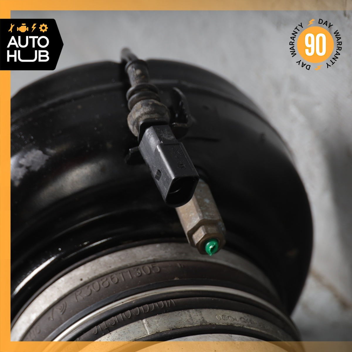 15-18 Porsche Macan 95B GTS Front Right Side Airmatic Air Shock Strut OEM 44k - photo 11