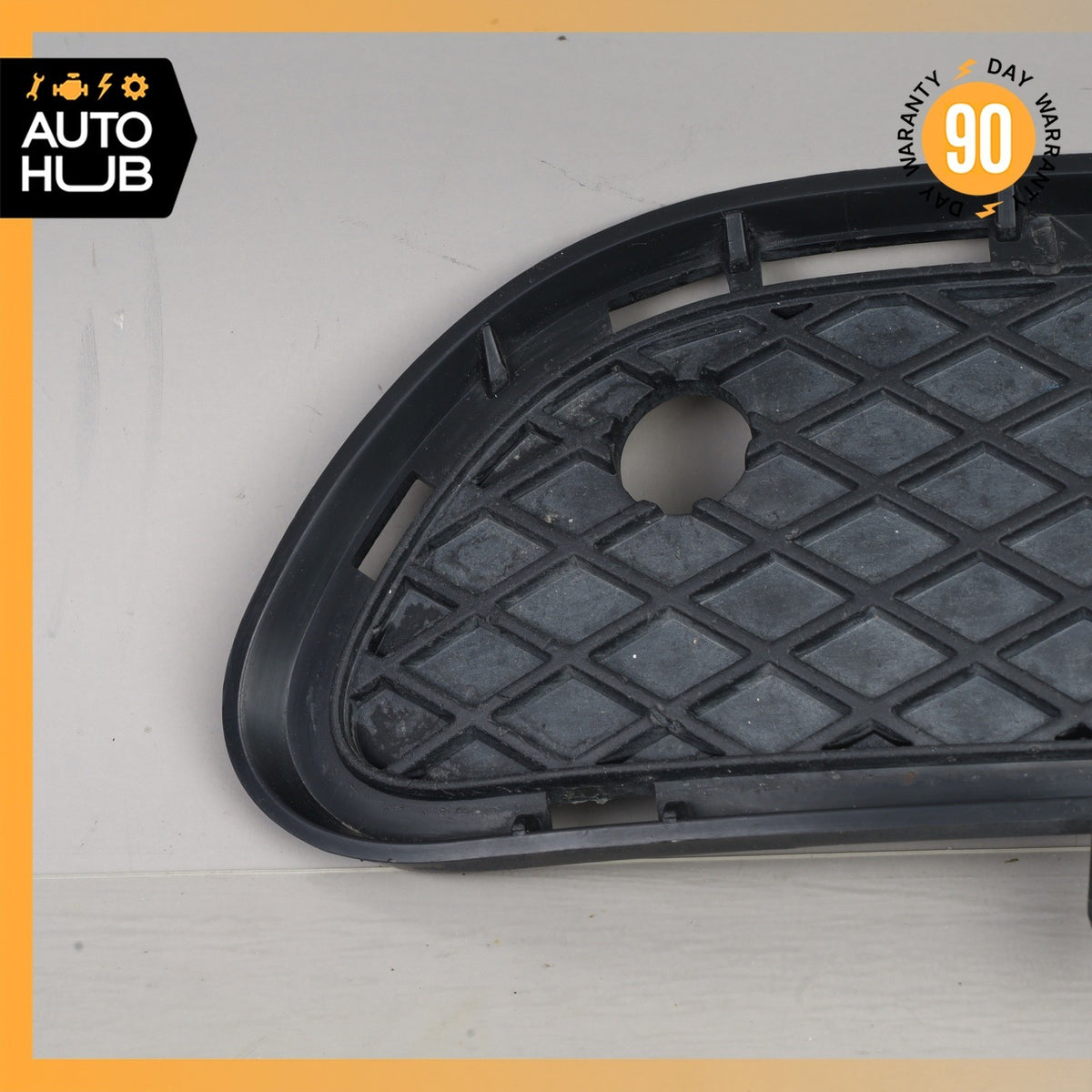 02-04 Mercedes W203 C320 C240 Base Front Bumper Left Side Mesh Grille OEM - photo 2