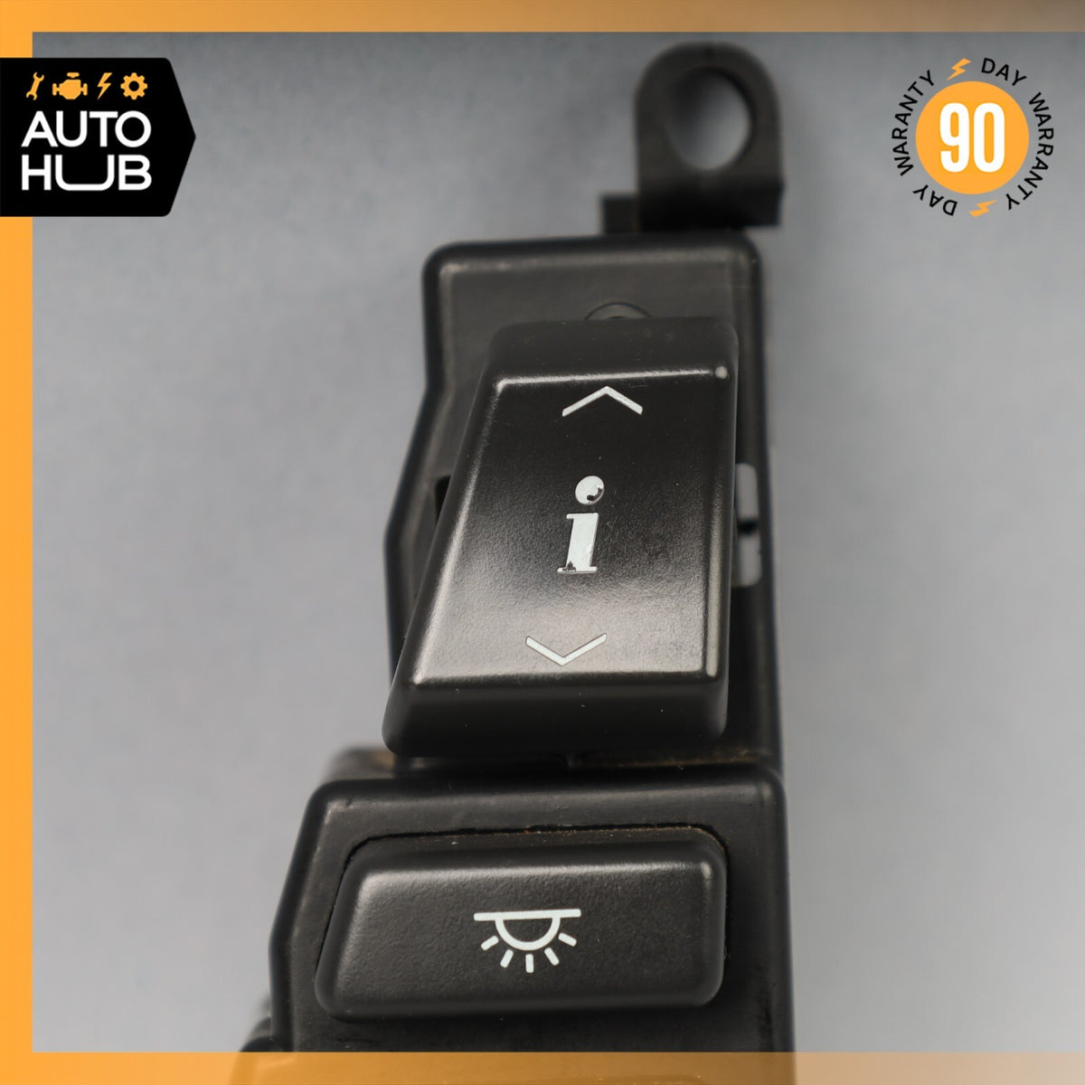 04-09 Cadillac XLR Information Display Switch Button 15251160 OEM - photo 2