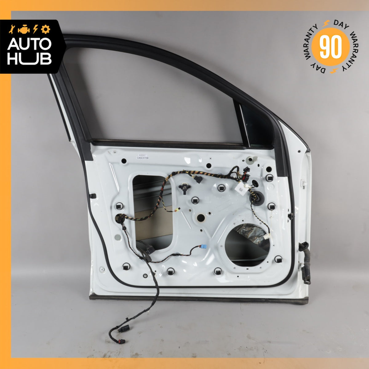 15-26 Porsche Macan 95B Front Left Door Shell Pure White 95B831021 OEM 88k - photo 14